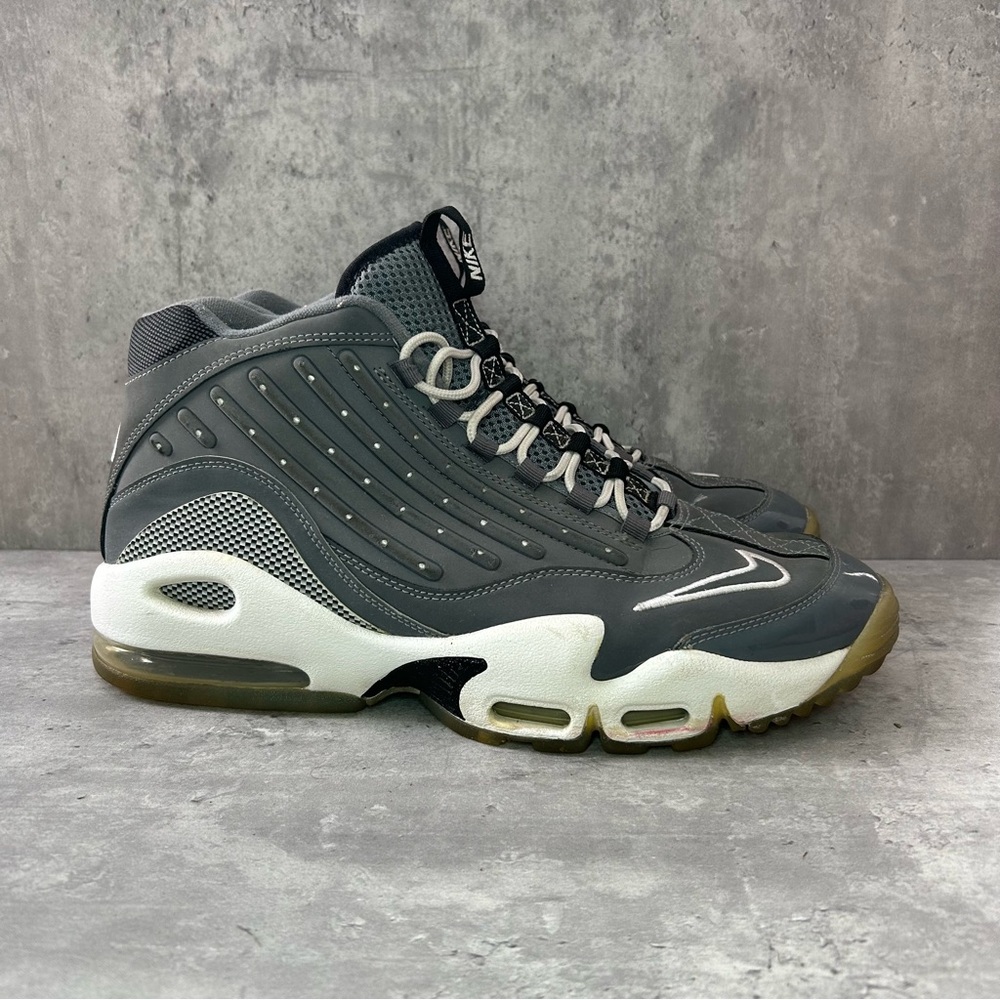 Men's Dark Gray High-Top Athletic Sneakers